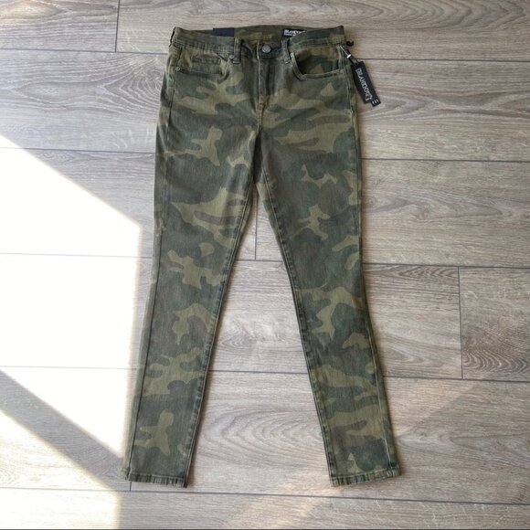 NWT BlankNYC  The Reade Crop Camouflage Skinny Jean - Picture 4 of 13